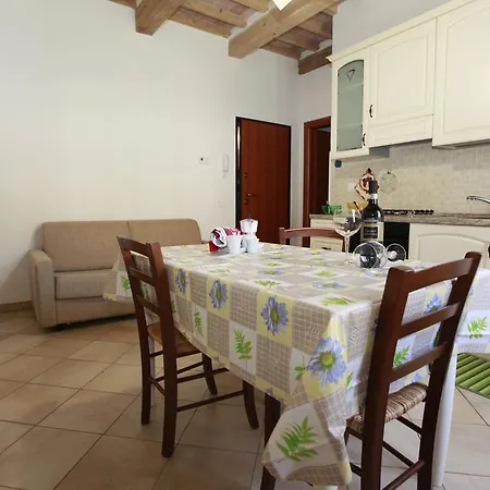 Borgo House شقة Rosia