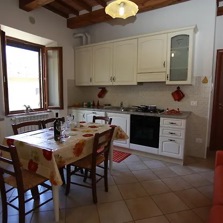 Borgo House شقة Rosia