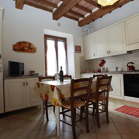 Apartment Borgo House Rosia